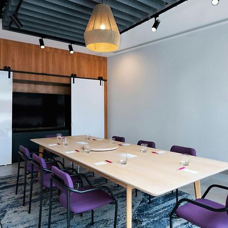 Aloft Playa Del Carmen Hotel Bagian luar foto Meeting room at the University of Westminster
