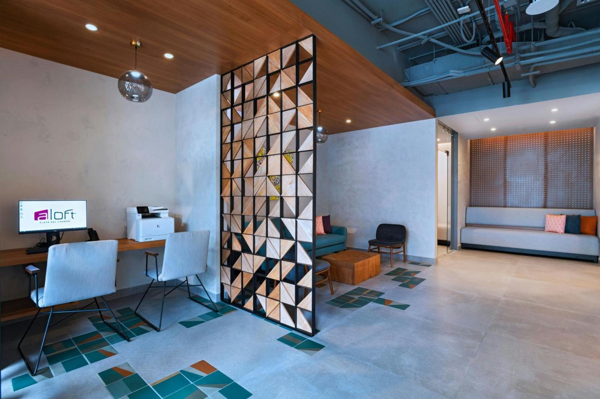 Aloft Playa Del Carmen Hotel Bagian luar foto Interior of the hotel