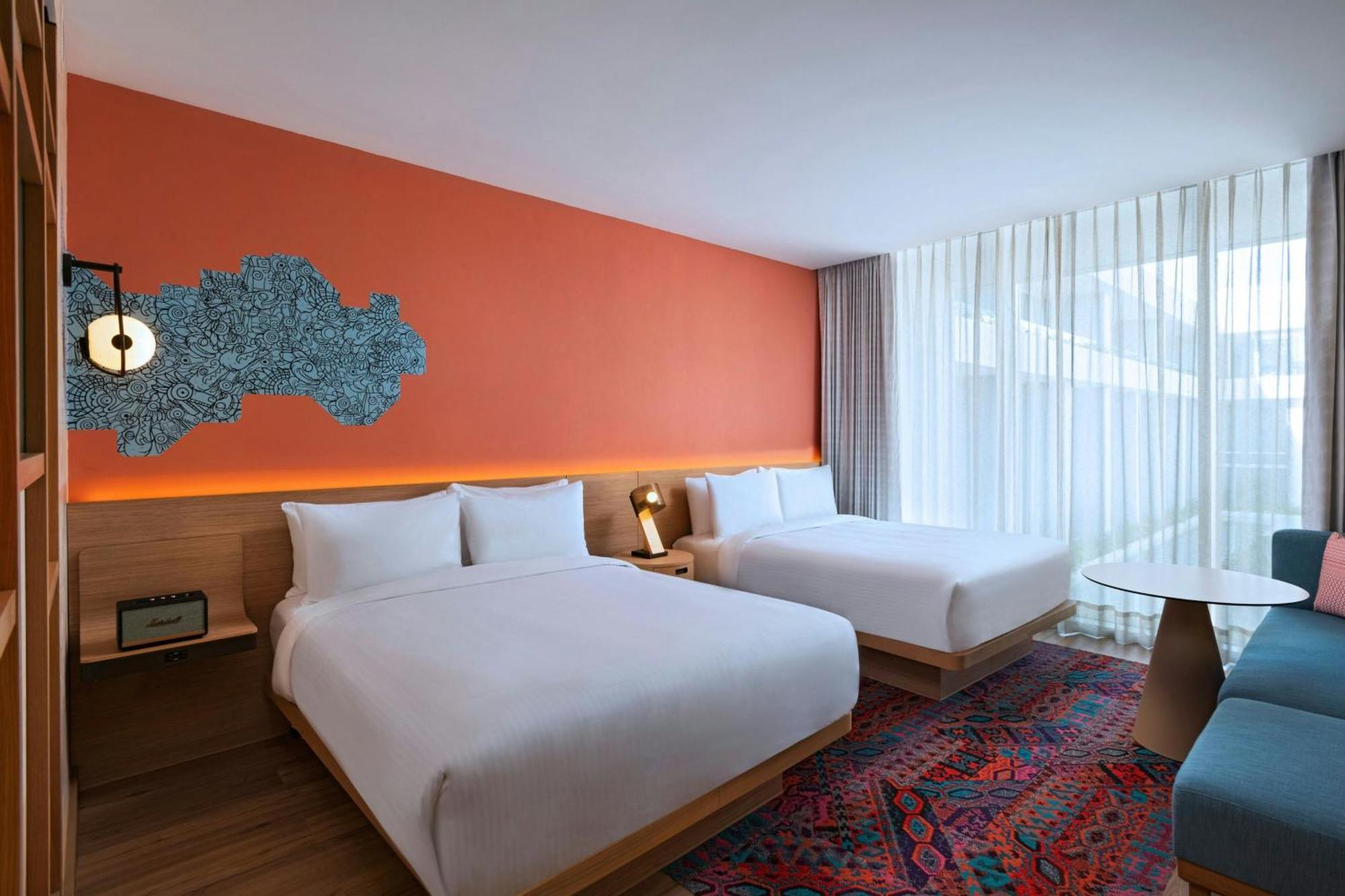 Aloft Playa Del Carmen Hotel Bagian luar foto A room at the hotel