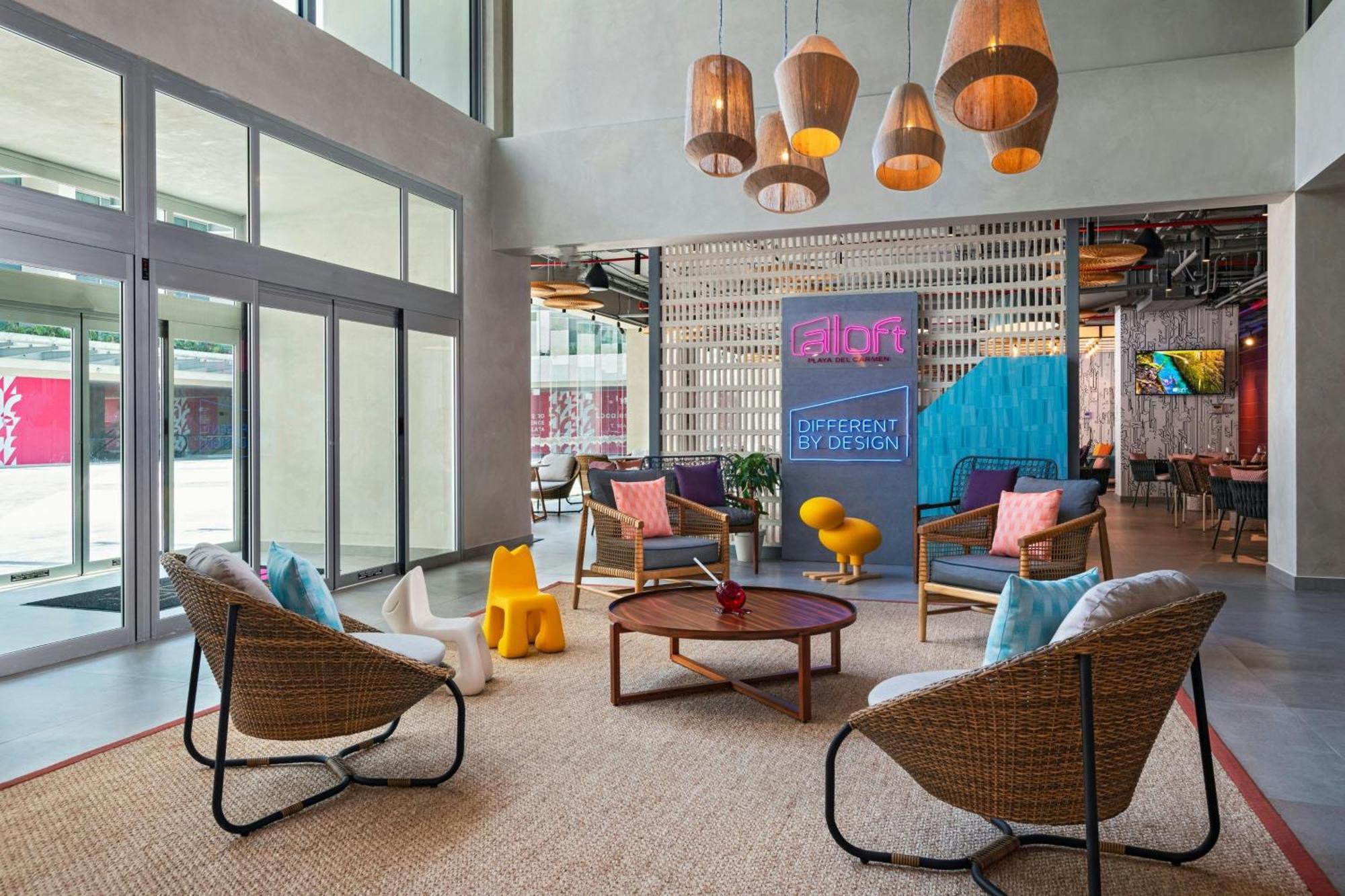 Aloft Playa Del Carmen Hotel Bagian luar foto The lobby of the hotel